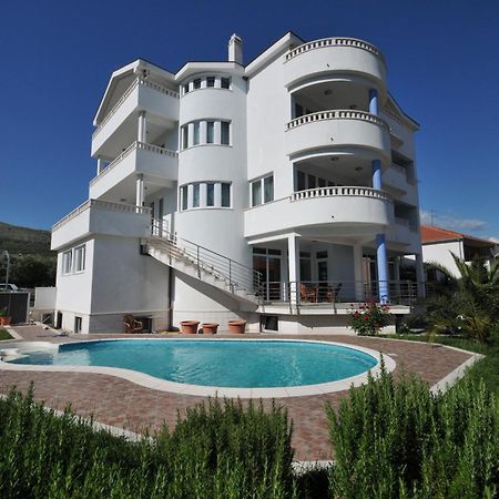 Apartments Villa Lida Trogir Eksteriør bilde